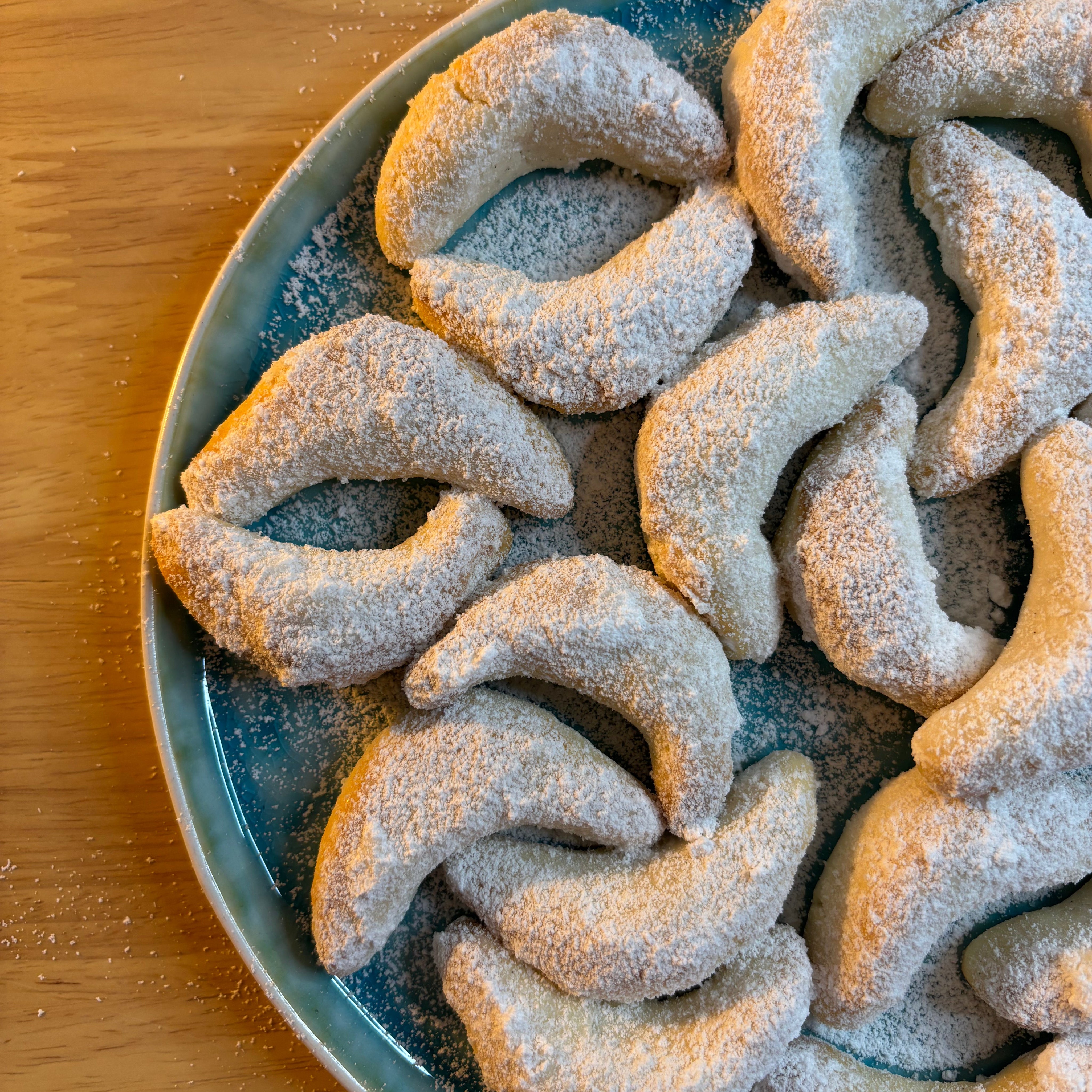 Glutenfreie Vanille Kipferl – das perfekte Rezept für die Weihnachtszeit ✨