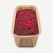 Glutenfreier Bio-Schokoladenkuchen mit getrockneten Himbeeren von echt jetzt
