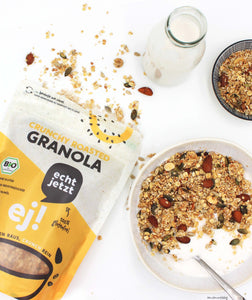 Glutenfreies Bio Crunchy Rosted Granola - echt jetzt Serviervorschlag